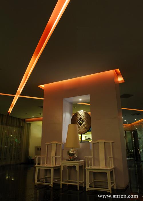 02.jpg