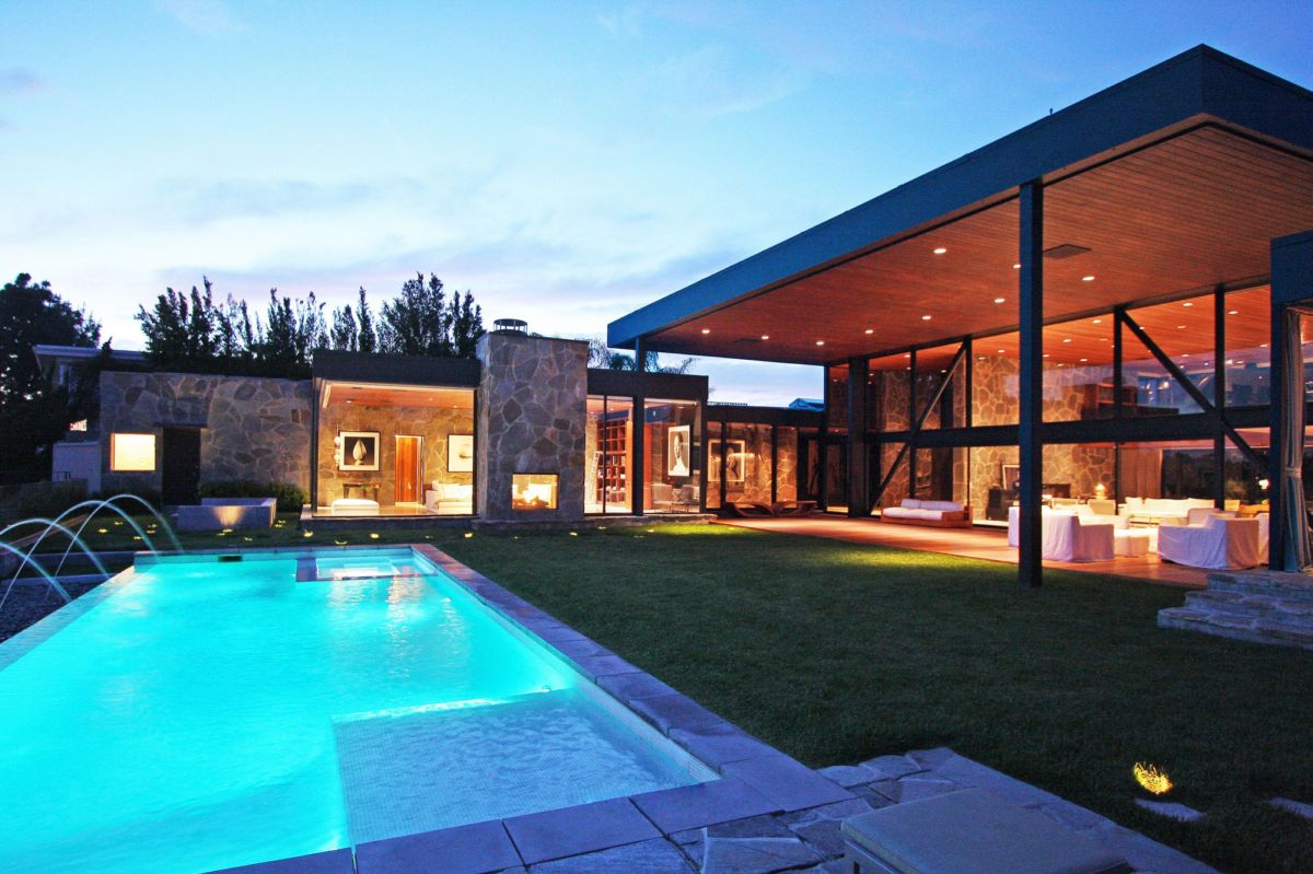 815-x15.jpg