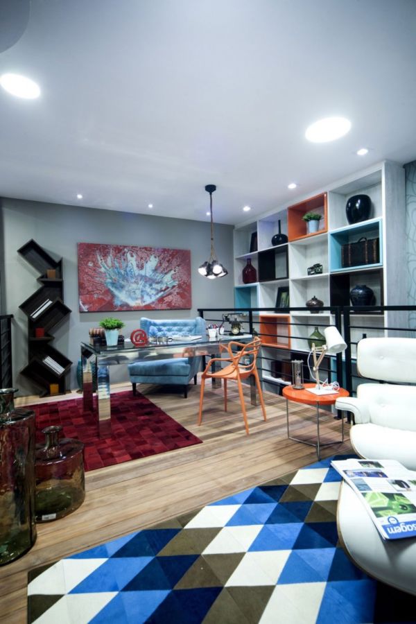 815-w12.jpg