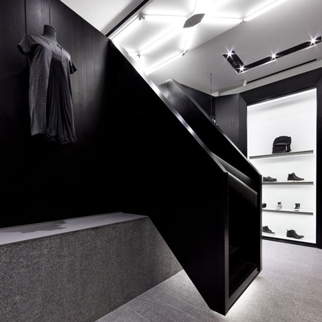 dezeen_Shine-at-the-Leighton-Centre-by-Nelson-Chow_5.jpg