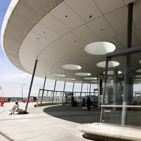 dezeen_Station-Hyllie-by-Metro-Arkitekter-5.jpg