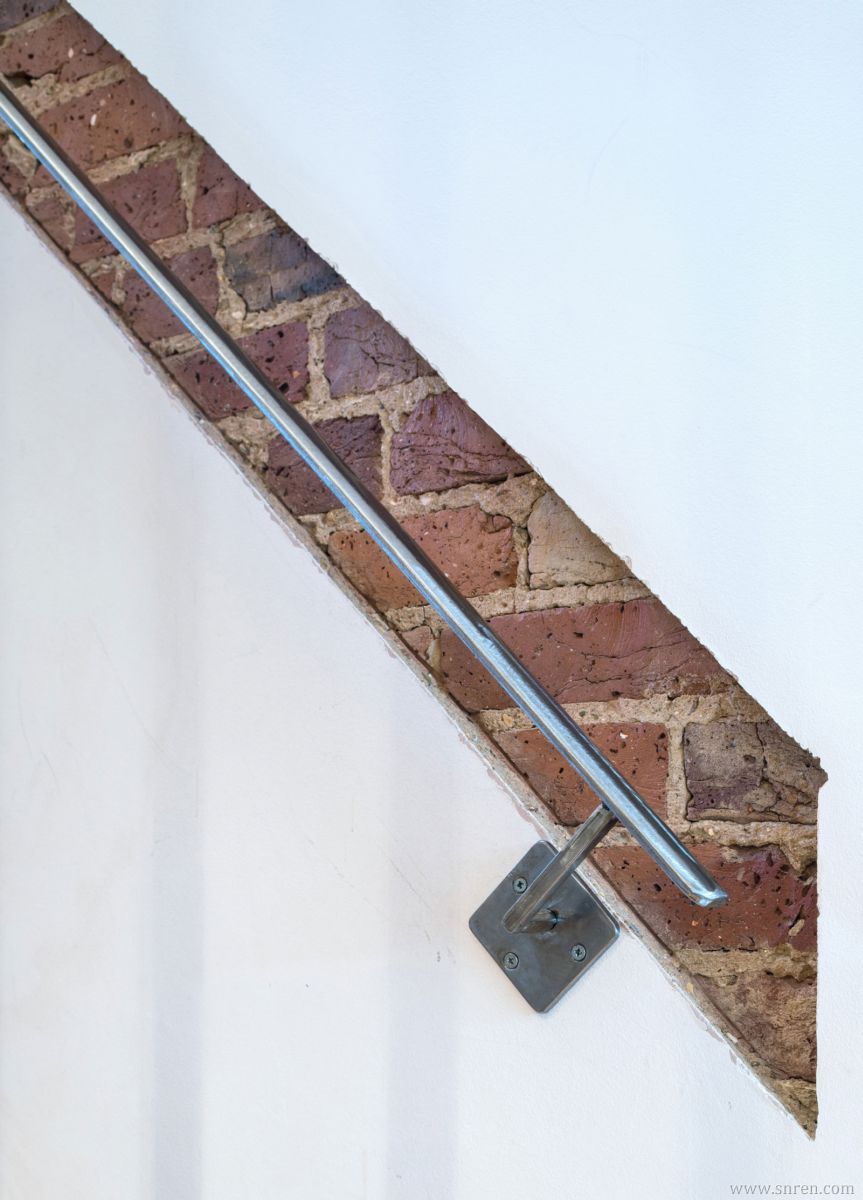 1230-x09.jpg