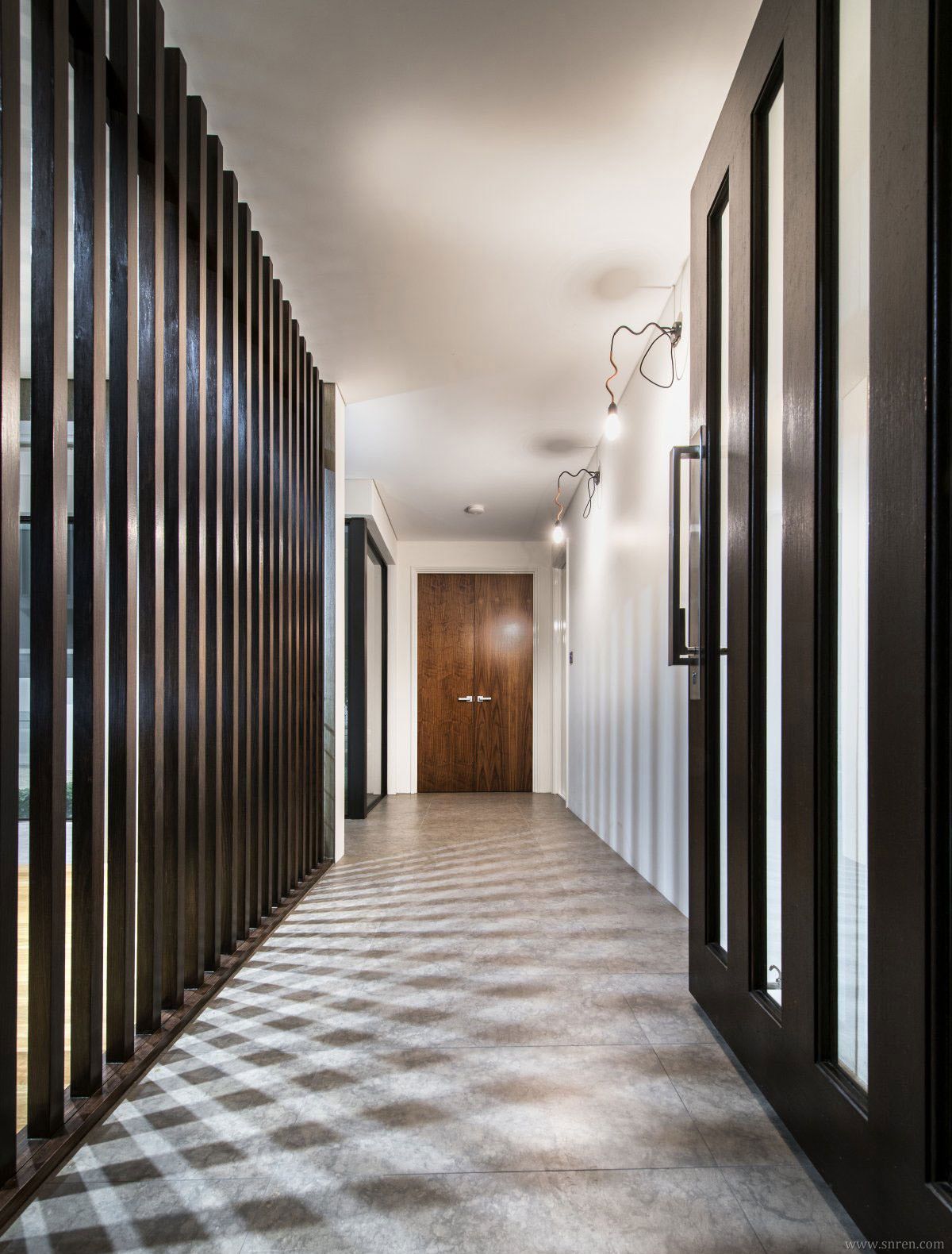 1230-t12.jpg