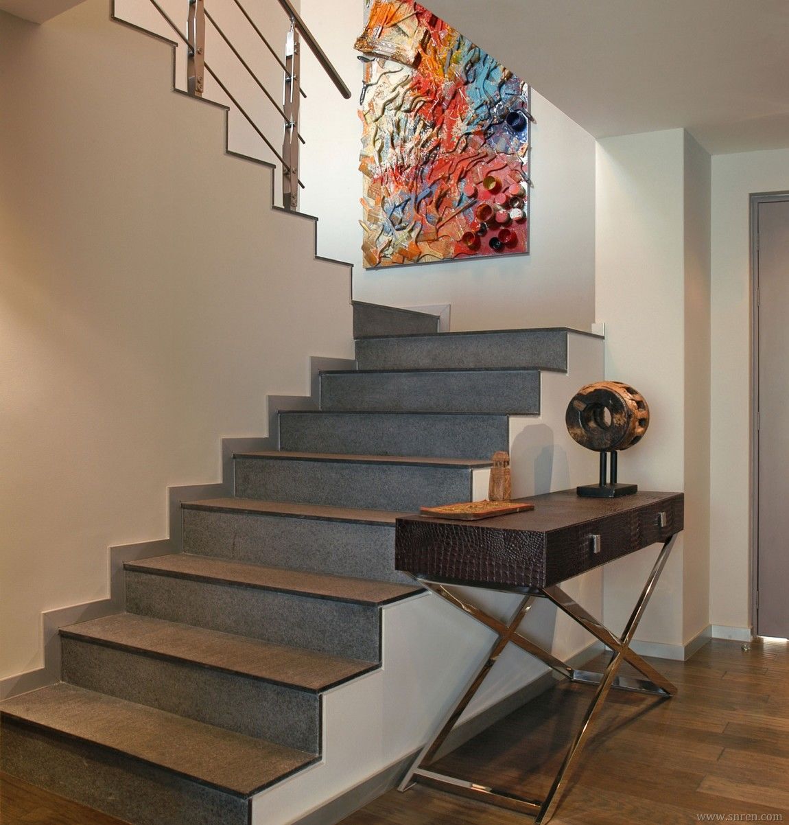 105-x12.jpg
