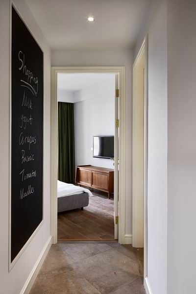119-w18.jpg