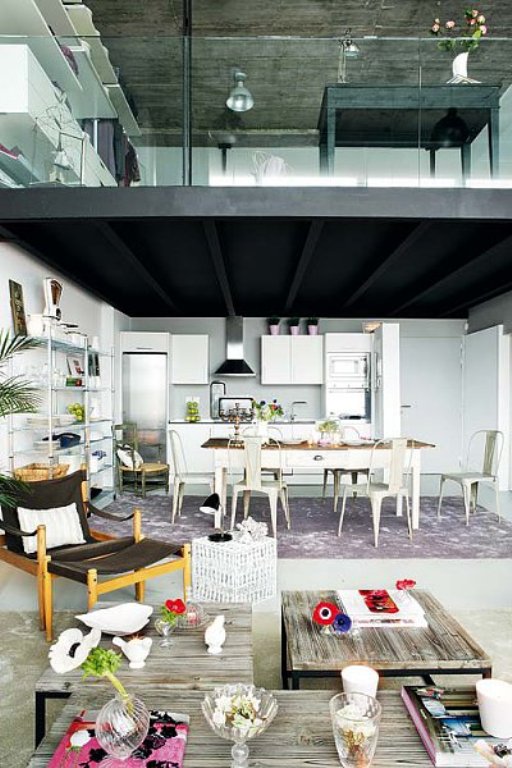 functional-two-leveled-loft-with-art-details-4.jpg