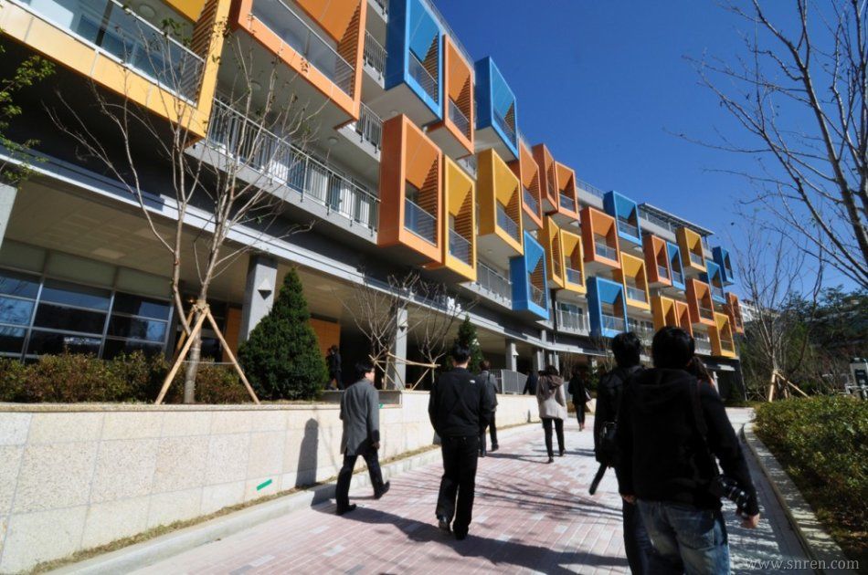 Housing01.jpg