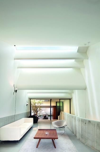 Skylight_05.jpg