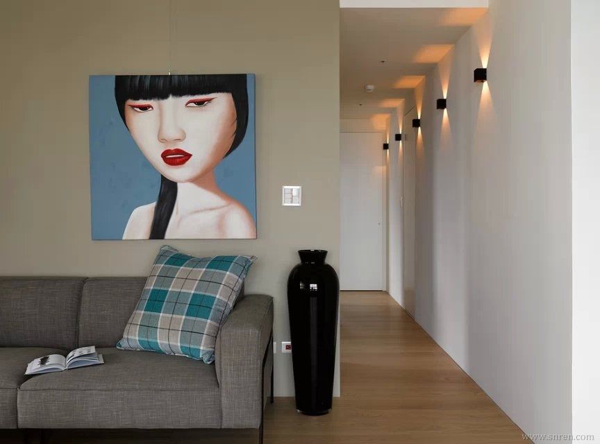 225-w12.jpg