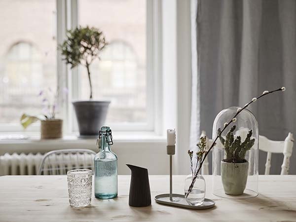 701-w16.jpg