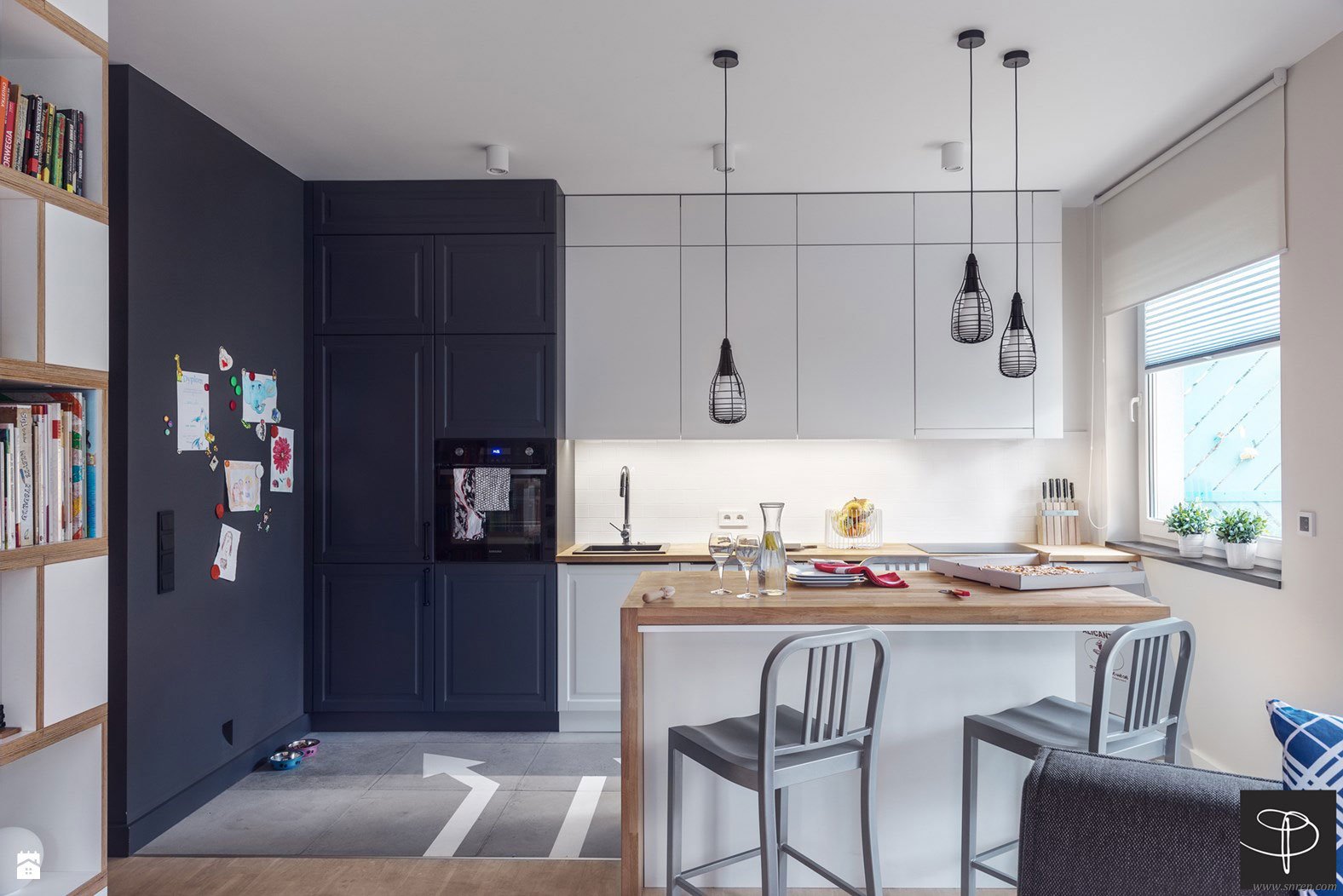 An-Art-Inspired-Interior-05.jpg