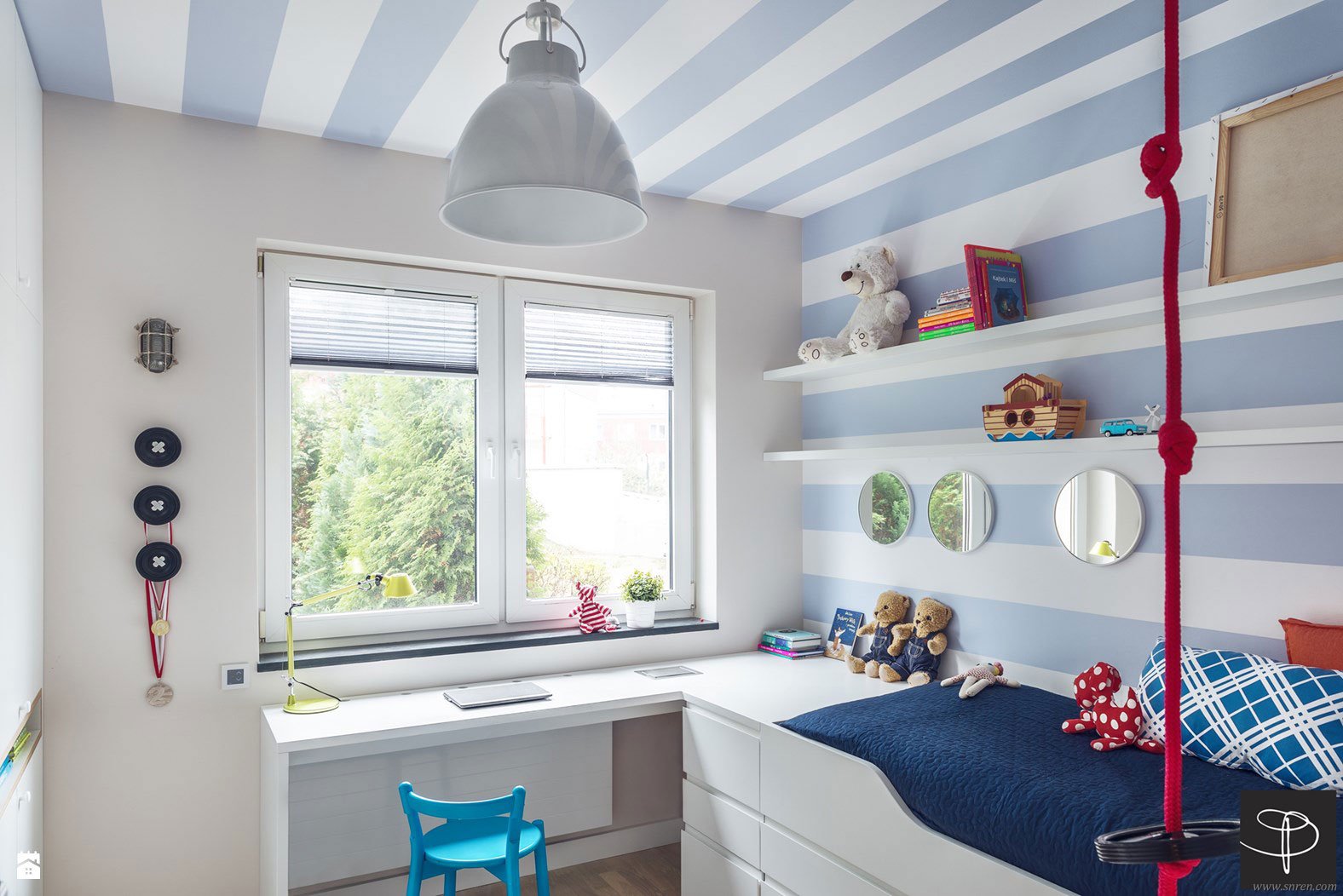 An-Art-Inspired-Interior-12.jpg
