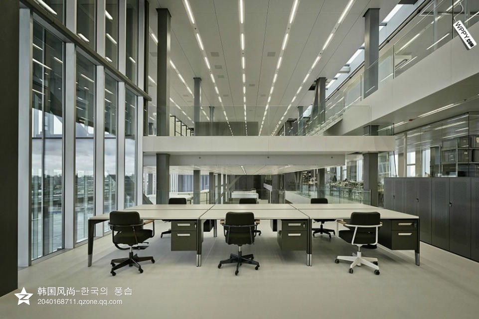 85)15)荷兰阿姆斯特丹的GS生产中心.jpg