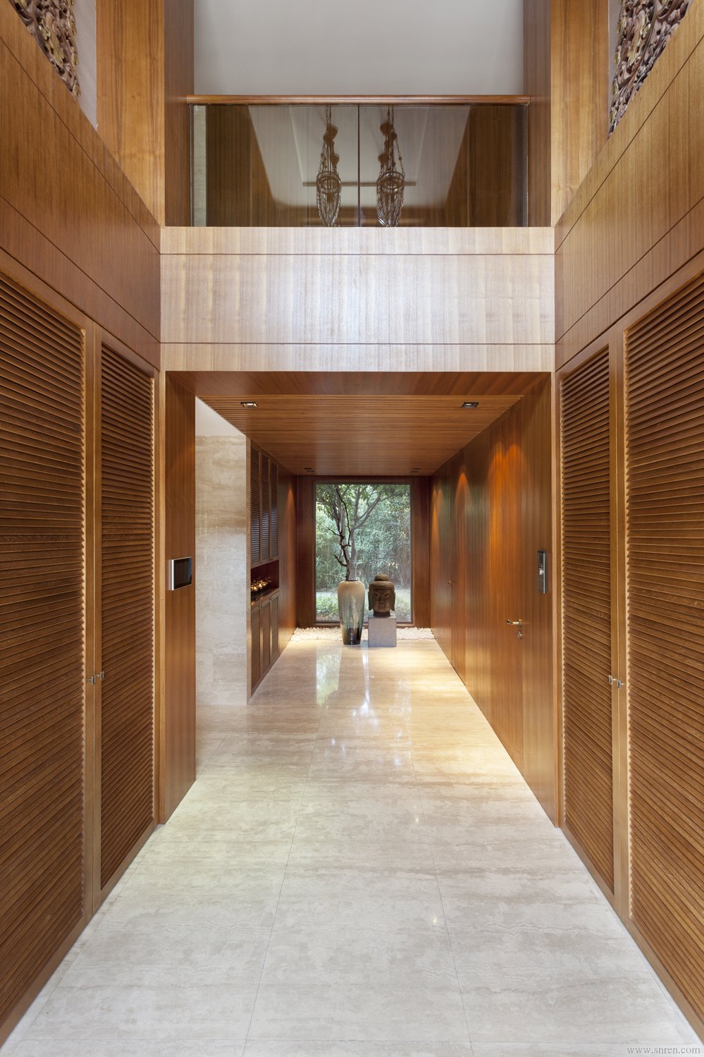 Villa-01_snr.jpg