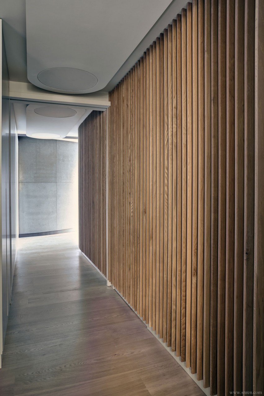 1015-w12_snr.jpg