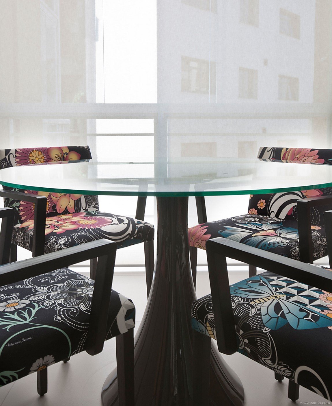 An-Elegant-Interior-16_snr.jpg