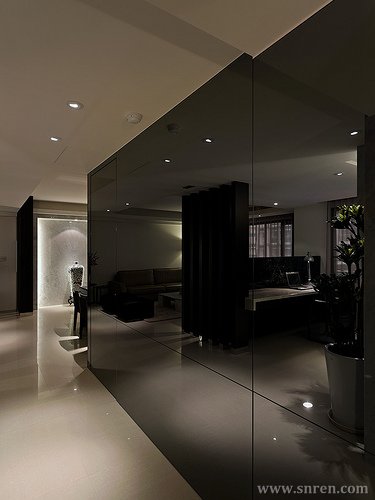 111-w12_snr.jpg