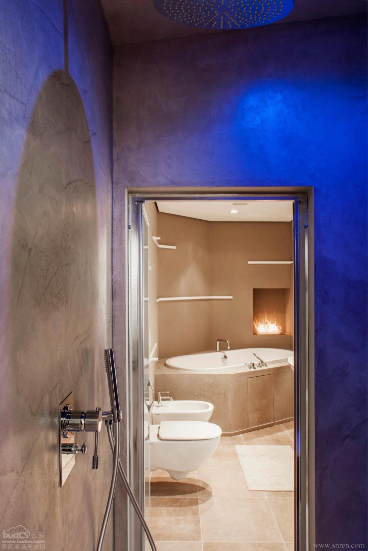 16307-w19_snr.jpg