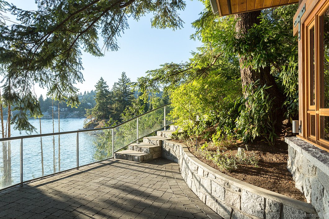 Kew-Cliff-Road-West-Vancouver_23_snr.jpg