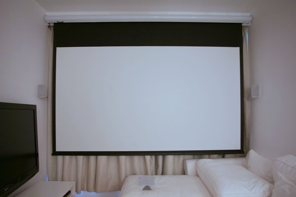 16421-X06_snr.jpg