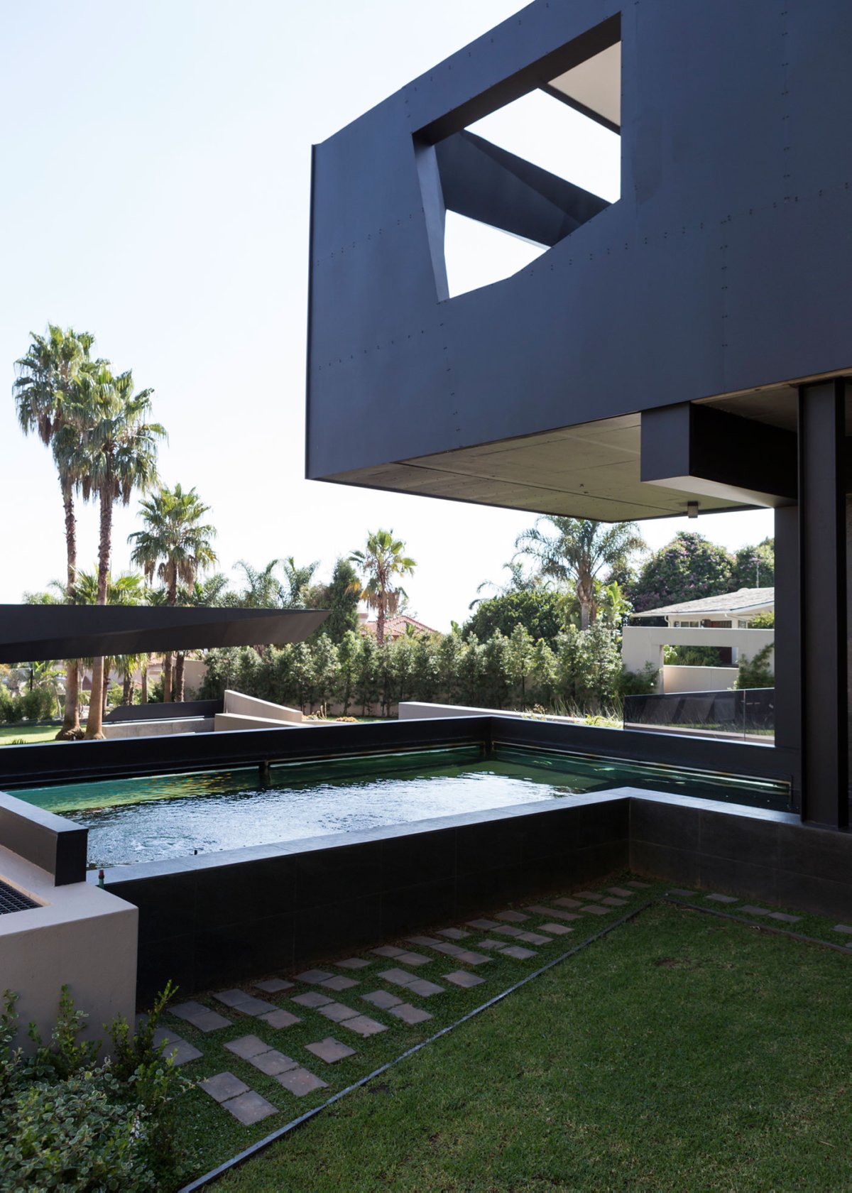 Kloof-Road-House-05_snr.jpg