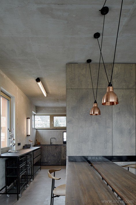Formafatal_LOFT_05_snr.jpg