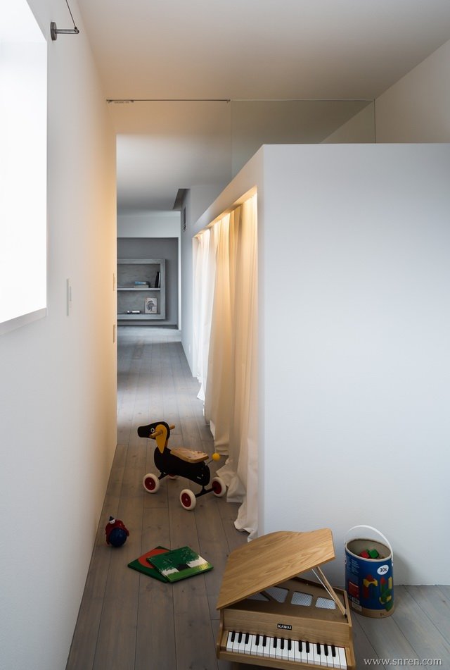 161126-z11_snr.jpg