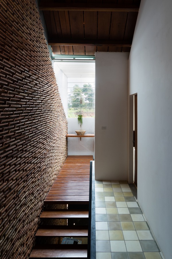 Uncles-House-26.jpg