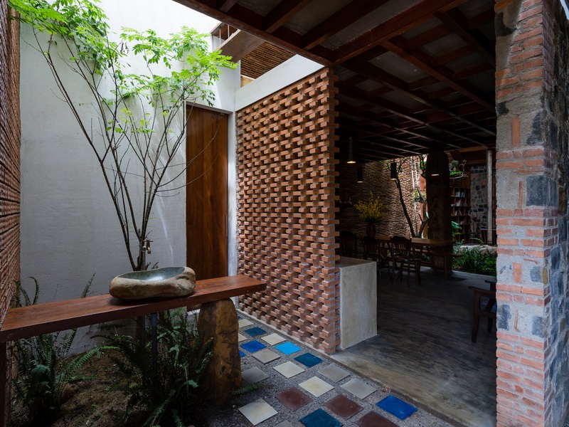 Uncles-House-19.jpg