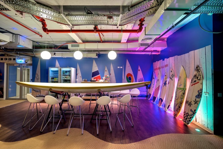 特拉维夫谷歌(google)办公室design share from 展徒会展设计师培训基地 (42).jpg.jpg
