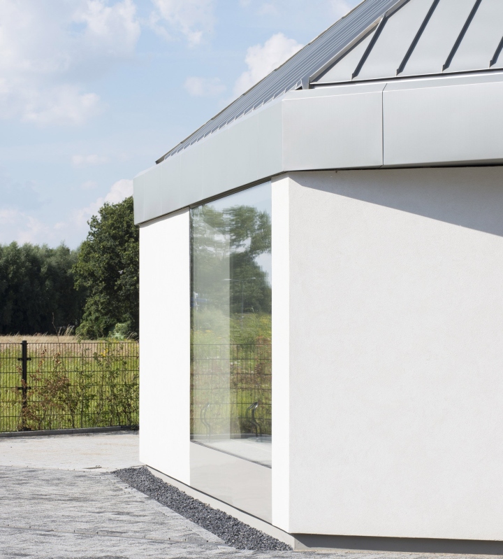 Dental-clinic-by-Studio-Prototype-Ortho-Wijchen-The-Netherlands06.jpg