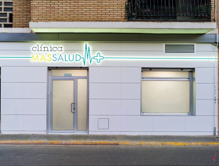 Massalud-Pharmacy-by-Marketing-Jazz-Massamagrell-Spain-09.jpg