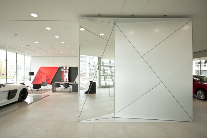 myAudi-Sphere-by-BENJAMIN-HAUPT-ARCHITEKTEN-Munich-Germany17.jpg
