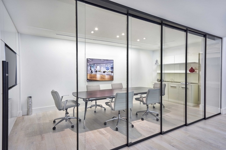 Muraflex-Showroom-by-Francis-Cauffman-Chicago-Illinois-03.jpg