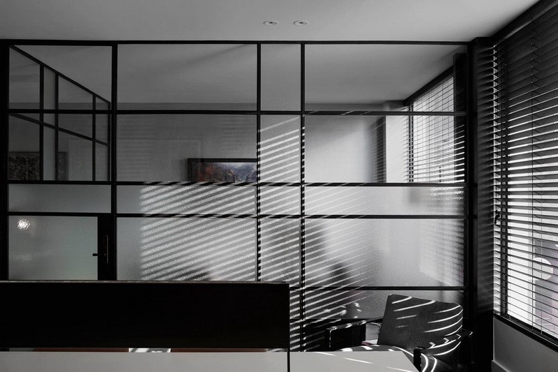 171109-v11_snr.jpg