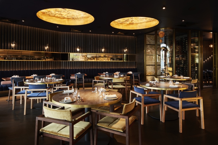 FUJISAKI-Restaurant-Bar-by-Design-Clarity-Barangaroo-Sydney-Australia02.jpg