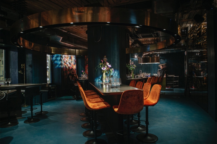 Big-Wine-Freaks-bar-Moscow-Russia.jpg