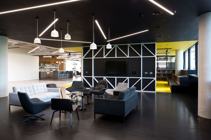 Chiswick-Park-by-ThirdWay-Interiors-London-UK03.jpg