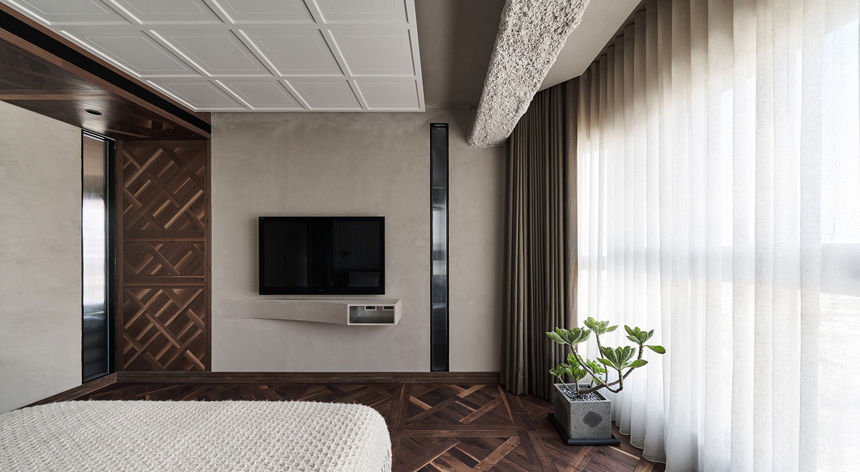 181214-w12_snr.jpg