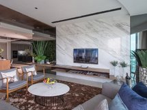 A Home for an Avid Traveler and Photographer and His Family