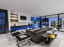 Maria & Cubí is a renovation project completed by Nook Architects