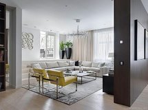 亚历山大涅夫斯基街时尚公寓(Alexander Nevsky St Apartment)