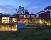 新加坡JKC2号住宅 / ONG&ONG